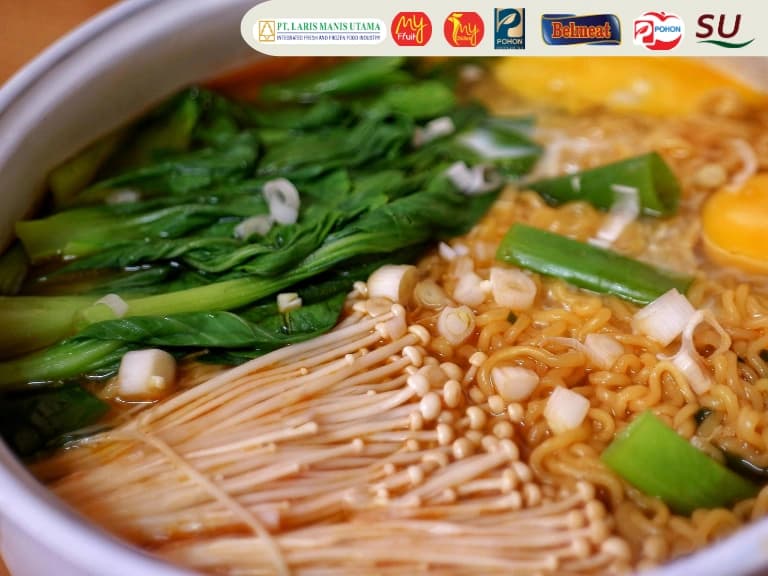 Jamur Enoki Semakin Populer di Indonesia Ini Manfaat Rasa Tekstur dan Cara Mengolahnya